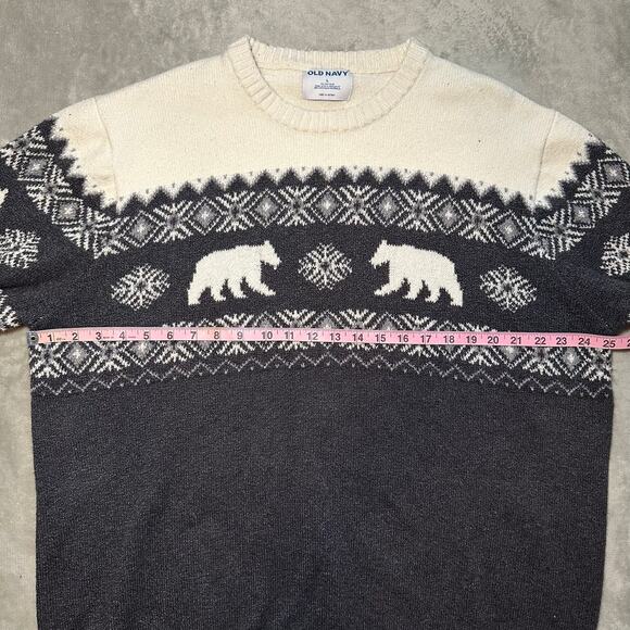 Old Navy Sweater Men Size L White Gray Fair Isle Polar Bear Snowflake Cabin Cozy - Picture 5 of 10